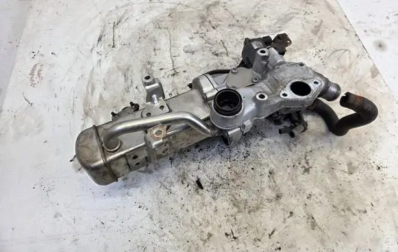 Opel Insignia A EGR valve cooler 55578264