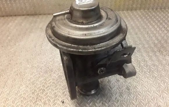 BMW 5 E60 E61 EGR valve 7791480