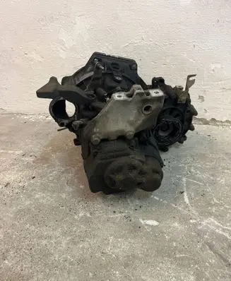 Volkswagen Touran I Manual 6 speed gearbox FYG