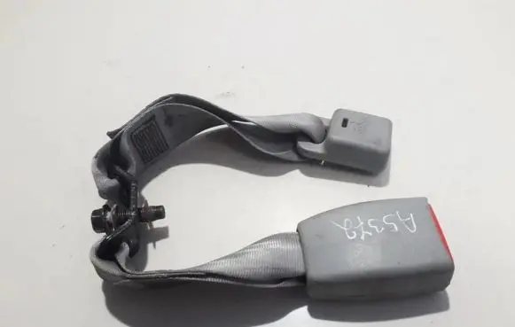 Hyundai Sonata Rear seatbelt buckle