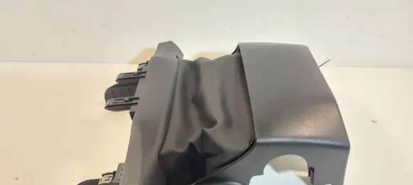 Steering wheel column trim