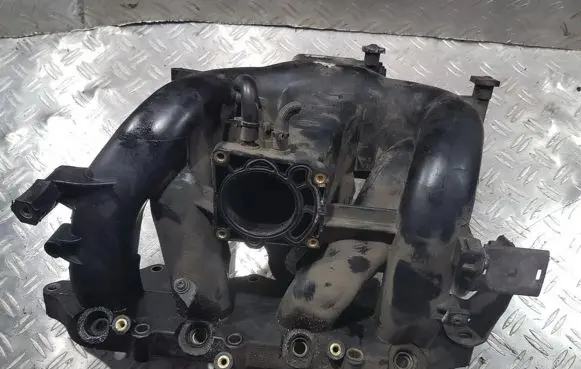 Ford Mondeo MK II Intake manifold 958f9424ea