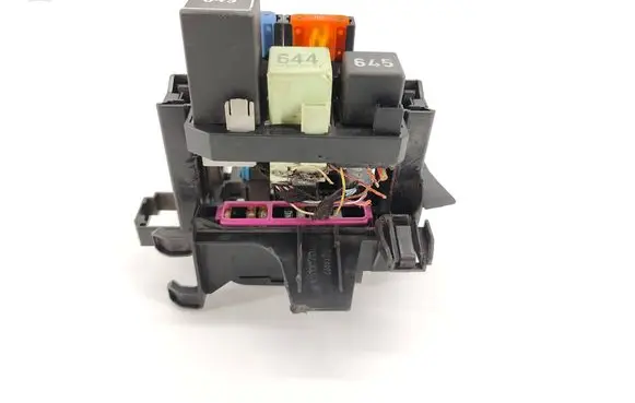 Audi A6 Allroad C7 Fuse module 4G1937503A