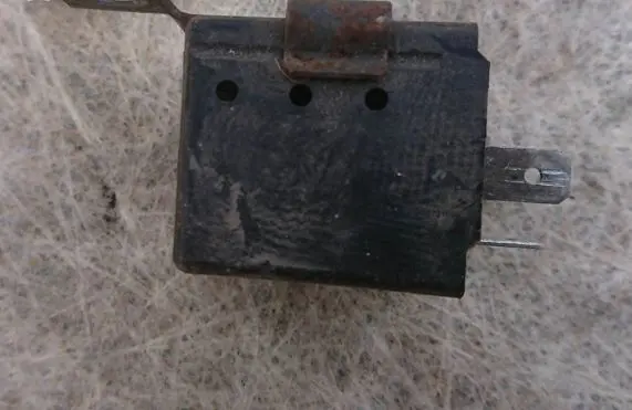 Jaguar XJ X40 Other relay 00443808