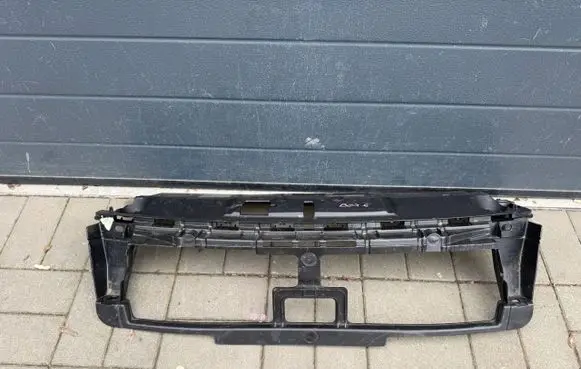 Peugeot 308 Front bodywork piece 