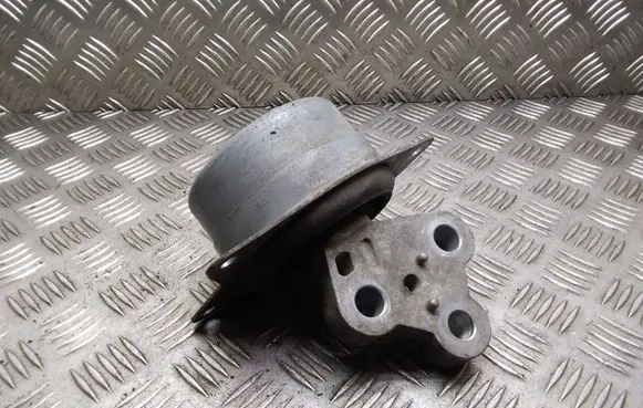 Opel Signum Engine mount bracket V05729 V05609