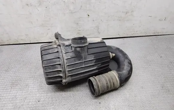 Peugeot Boxer Air filter box 1360694080