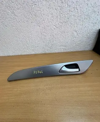 Mercedes-Benz GLE (W166 - C292) Rear door interior handle A1667301522 F5722