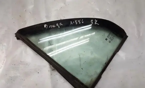 Rear vent window glass