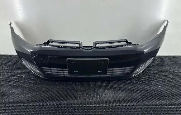 Volkswagen Golf VI Front bumper 1K9807221