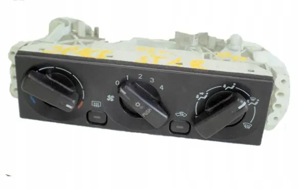Mitsubishi Space Star Tailgate/trunk/boot open switch 