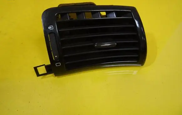 Peugeot 407 Dashboard side air vent grill/cover trim 9644589377