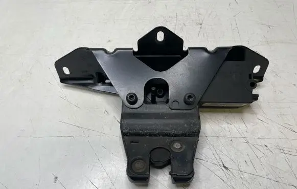 BMW 5 E60 E61 Tailgate/trunk/boot lock/catch/latch 7071594