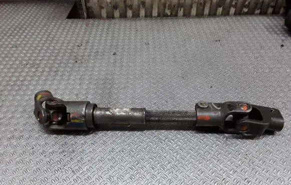 Toyota Avensis T250 Steering column universal joint