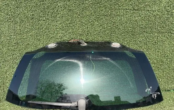 Peugeot 407 Rear windscreen/windshield window 43R005001