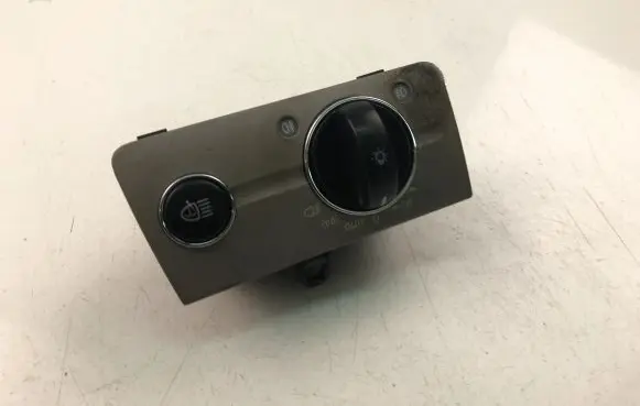 Mercedes-Benz E W211 Light switch 2115450104