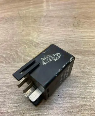 Volvo S40, V40 Other relay 6849421 05070500