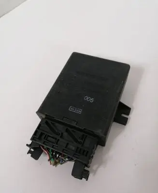 Mercedes-Benz CLS C219 Light module LCM A2115450432