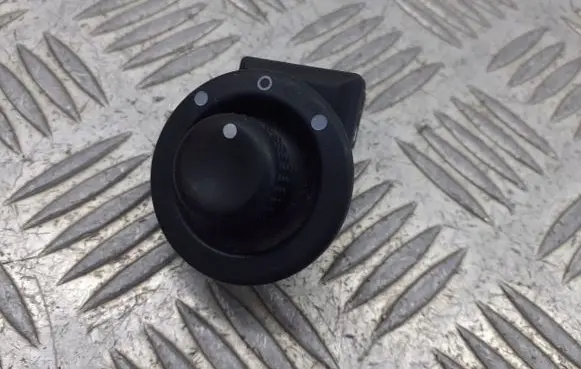 Renault Laguna II Wing mirror switch