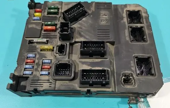 Citroen Berlingo Central body control module S118085120E IMPRK1423319