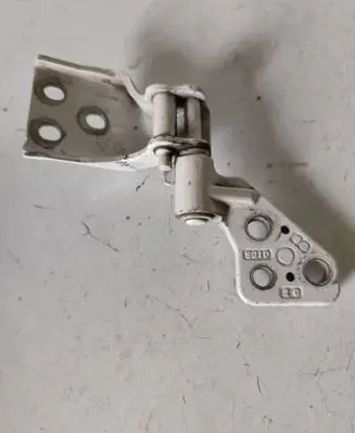 Citroen Berlingo Rear door upper hinge 8717C1