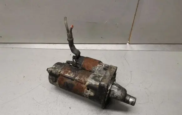 Dodge Grand Caravan Starter motor 