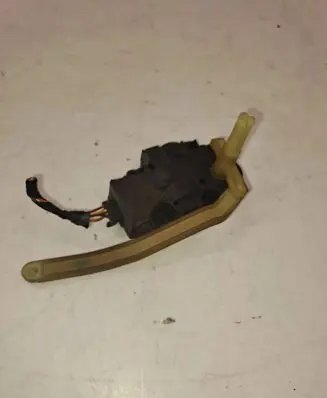 BMW X7 G07 Air flap motor/actuator 412650920