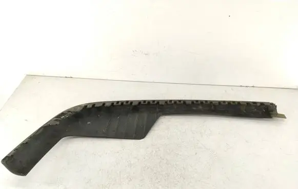 Volkswagen PASSAT B4 Front bumper lip 3A0805903B