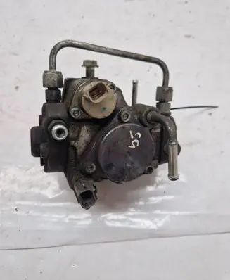 Toyota Avensis T250 Fuel injection high pressure pump 221000R020 HU2940000305