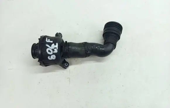 Volkswagen Golf VI Intercooler hose/pipe 1K0145700D 1K0145762HL 70379415
