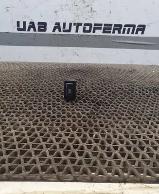 Toyota Avensis T250 Traction control (ASR) switch TR8801