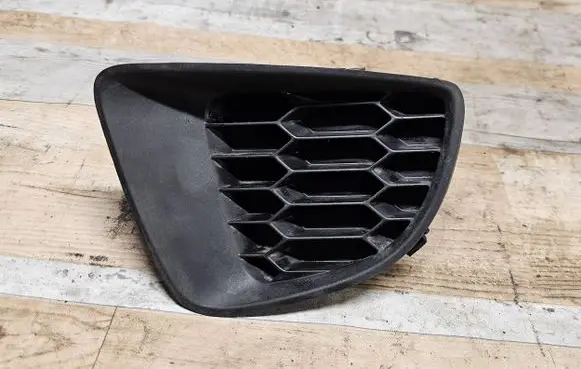 Mazda 2 Front bumper lower grill D65150C11