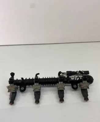 Opel Corsa C Fuel injectors set 0280151076 0280155965