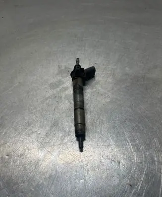 BMW 5 E60 E61 Fuel injector 0986435394 7210302038