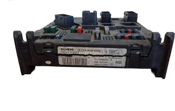 Peugeot Partner Fuse module S118085320 9649627780