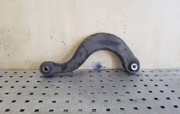 Volkswagen PASSAT B8 Rear control arm 5Q505323D