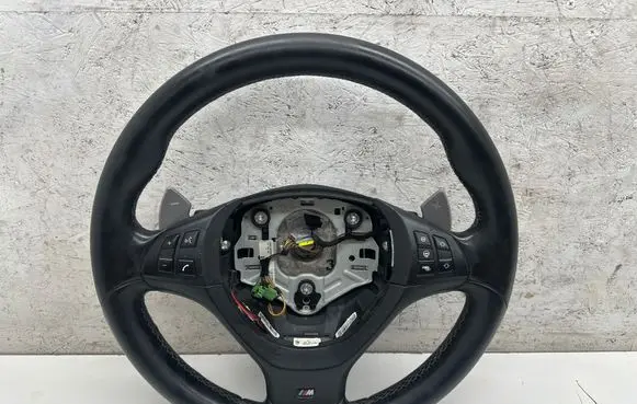 BMW X6 M Steering wheel 9195591 28211672