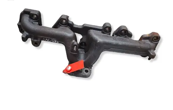 Opel Astra J Exhaust manifold S27635533 55223906