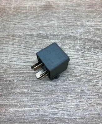 BMW 3 E36 Other relay 1393403
