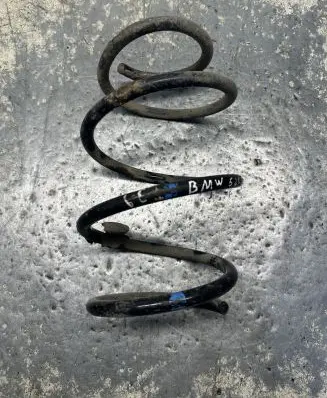 BMW 5 E39 Front coil spring