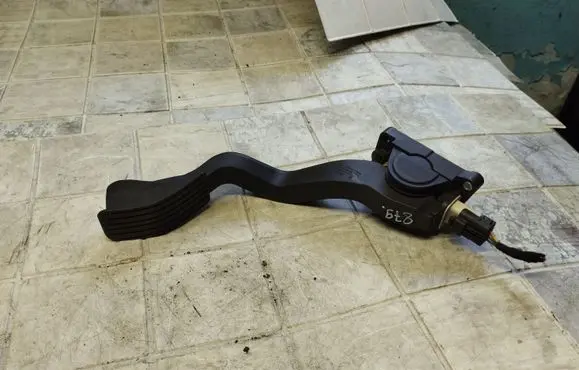 Citroen C2 Accelerator throttle pedal 9646702180 0280752251