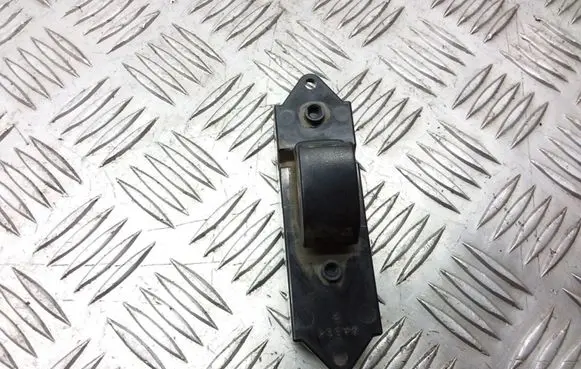 Mitsubishi Outlander Electric window control switch 8608A184