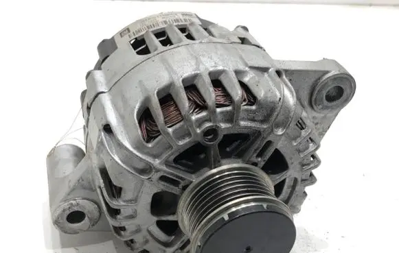 Opel Insignia A Generator/alternator 13588305