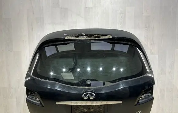 Infiniti FX Tailgate/trunk/boot lid