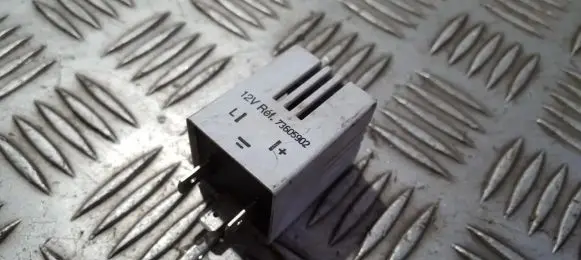 Peugeot 106 Other relay 3996 73605902