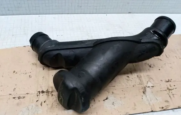 Citroen Xsara Picasso Oil fill pipe 9638323780
