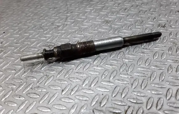 BMW 3 E46 Glow plug 11721119