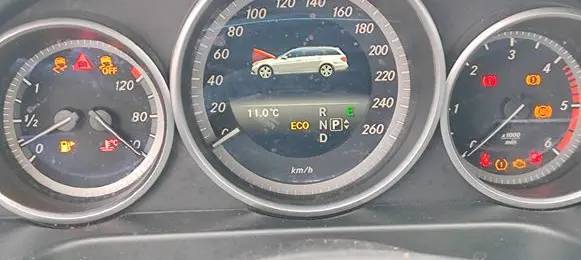 Mercedes-Benz E W212 Speedometer (instrument cluster) A2129006729 A2C98287300 2129016608