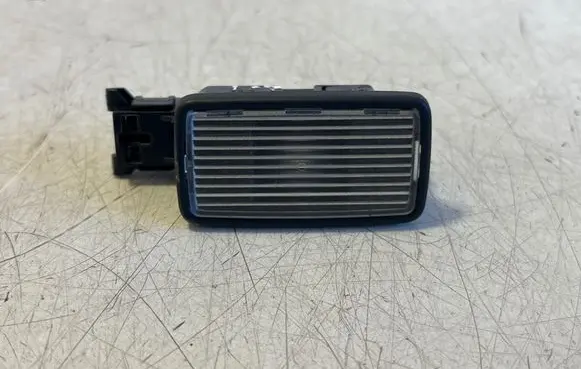 Polestar 2 Front door interior light 32289271