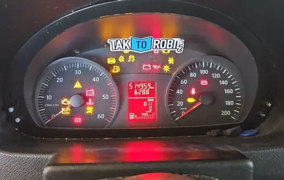 Speedometer (instrument cluster)